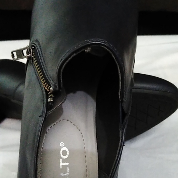 Rialto Women's Sarina Ankle Boot Navy 8.5 Wide - Picture 12 of 15